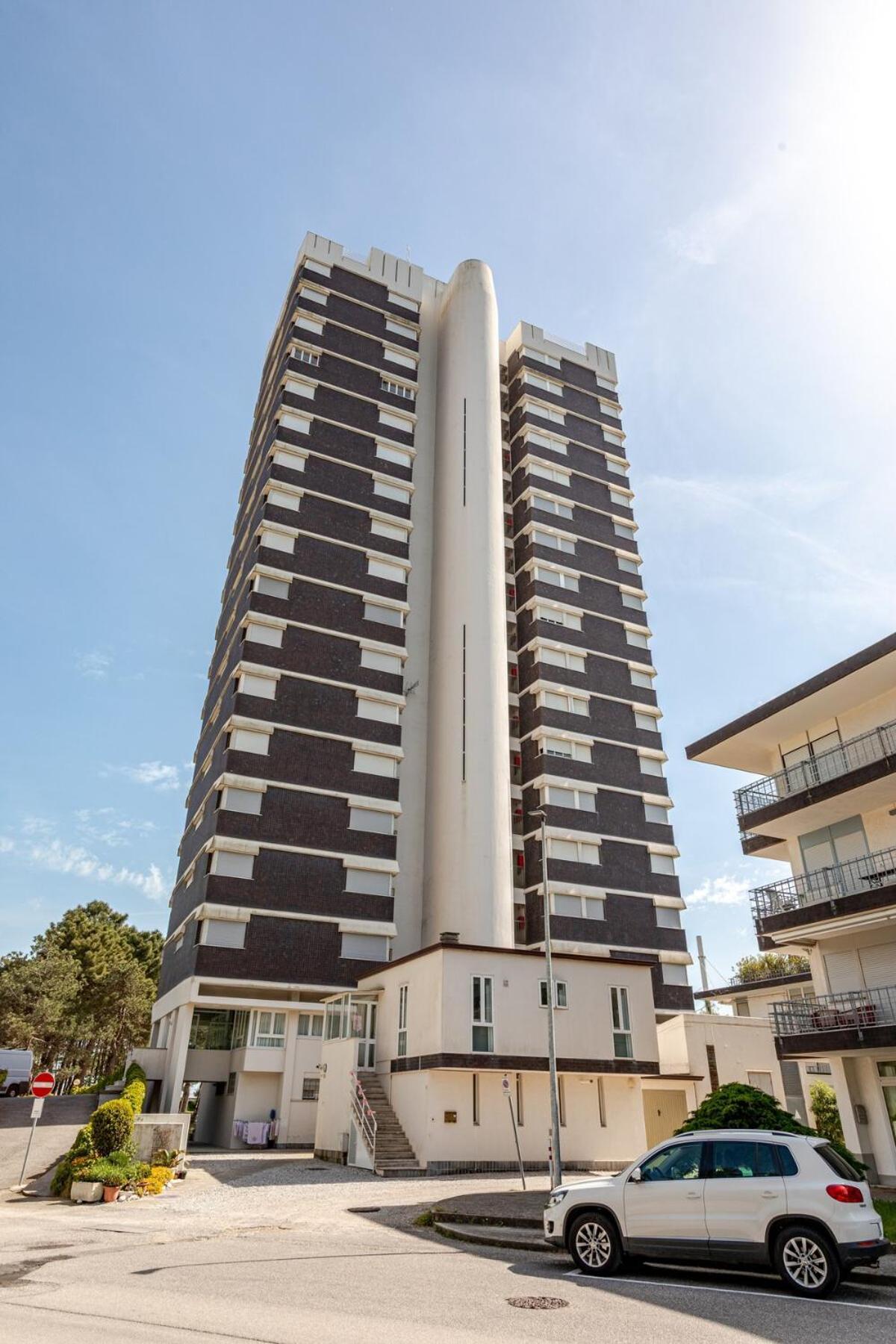 Апартаменты Skyline Lignano Линьяно-Саббьядоро Экстерьер фото